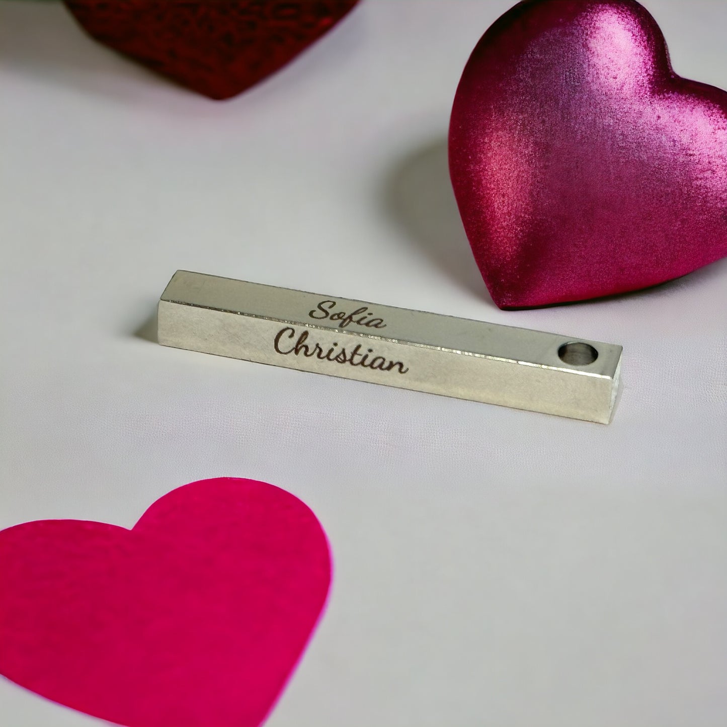 Rechteckiger Anhänger mit Namen aus Edelstahl