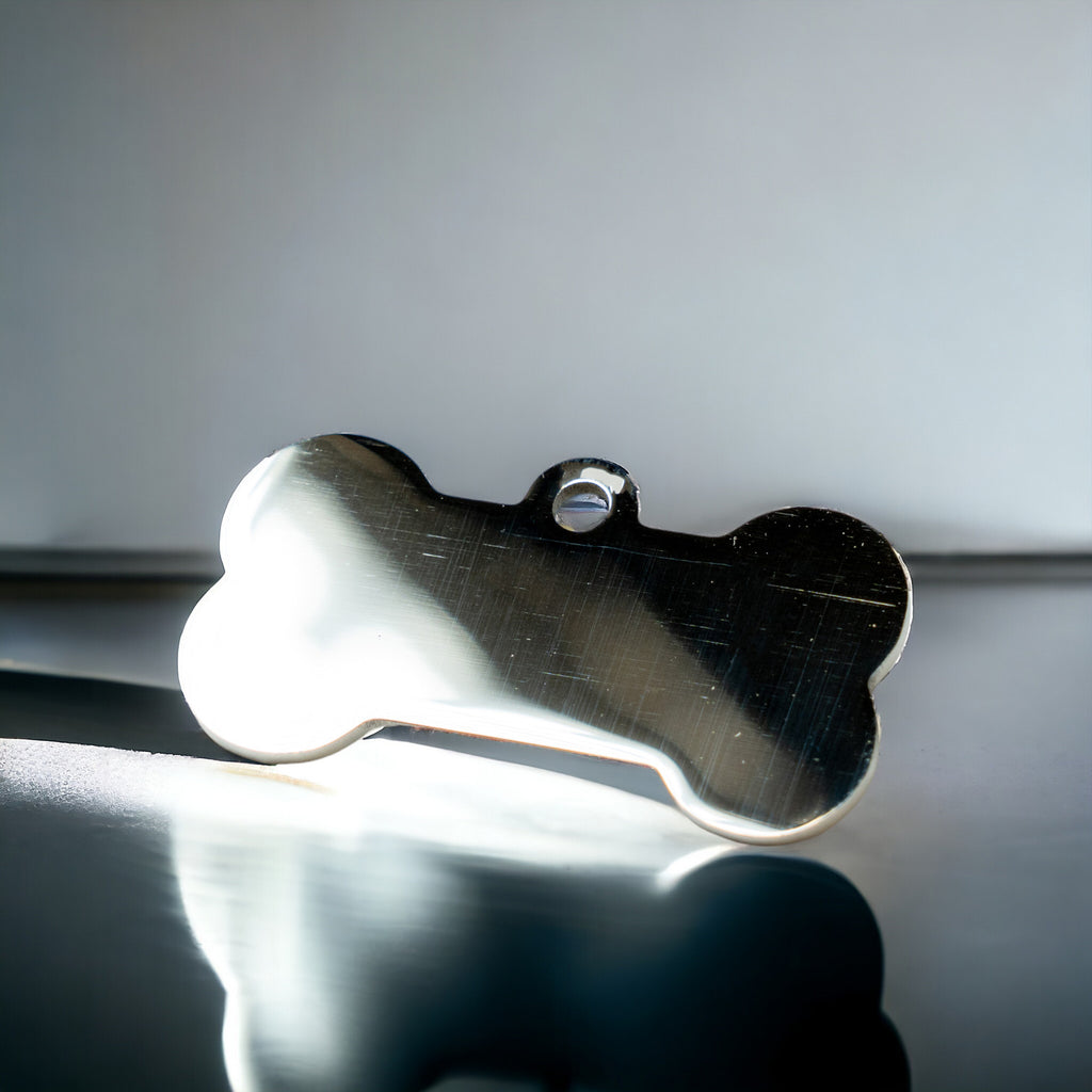 PFOTENMARKE - Edelstahl Hundemarke Anhänger Knochen mit individueller Gravur