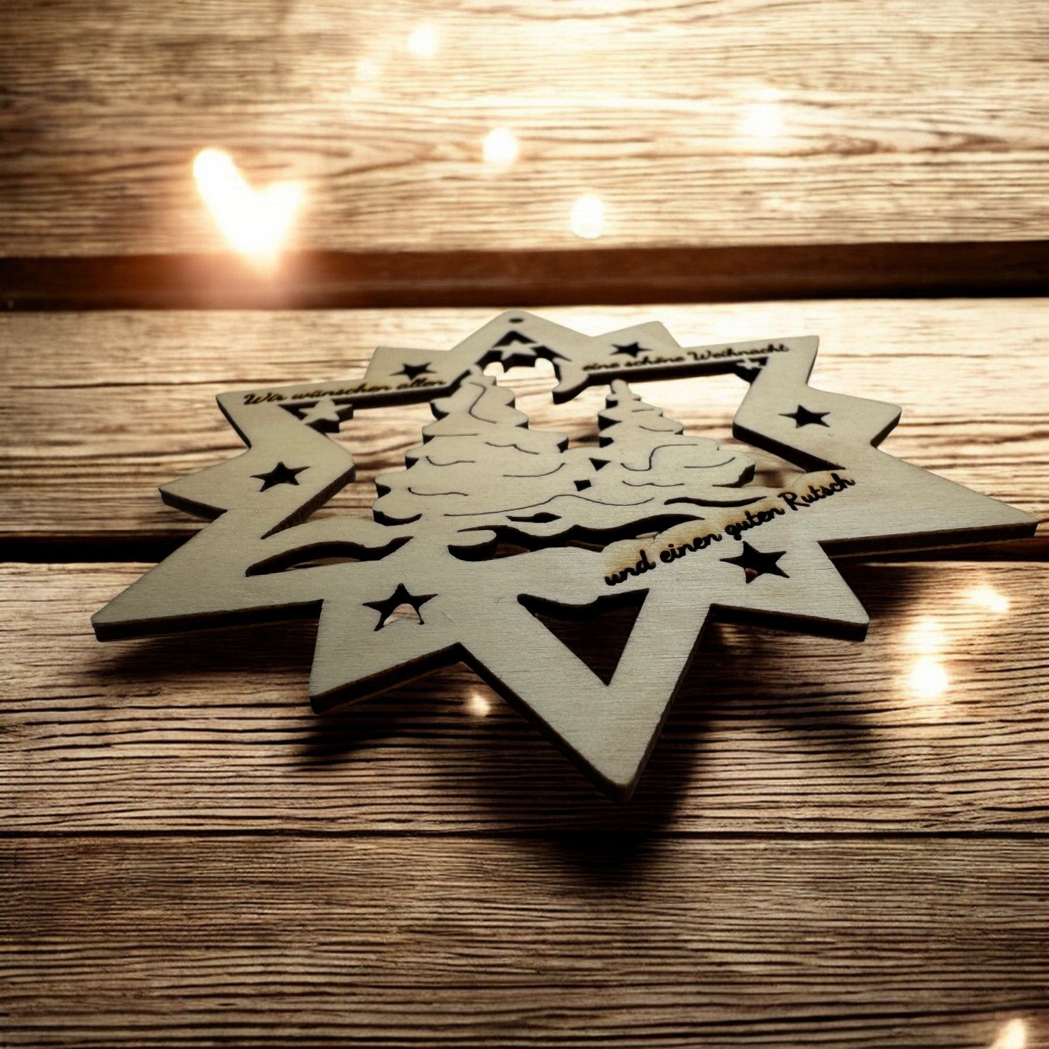 Weihnachtsbaumschmuck aus Holz - Stern oder Weihnachtsbaumform | Laserschnitt mit Wunschgravur