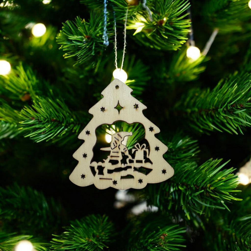 Weihnachtsbaumschmuck aus Holz - Stern oder Weihnachtsbaumform | Laserschnitt mit Wunschgravur
